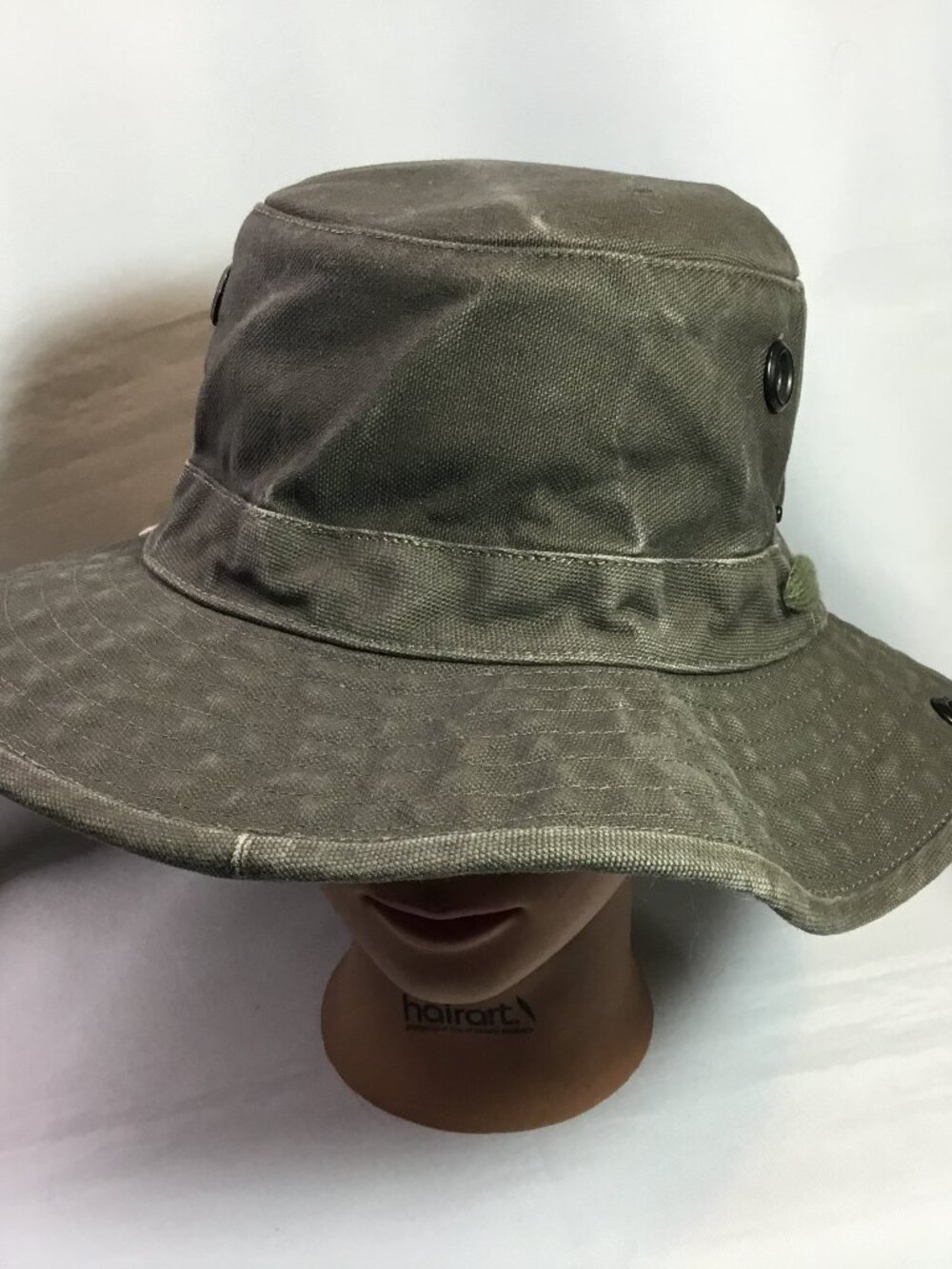The Tilley Hat Size 7 1/2 Green T3 Wanderer Canvas Boonie Hiking Safari Outdoors